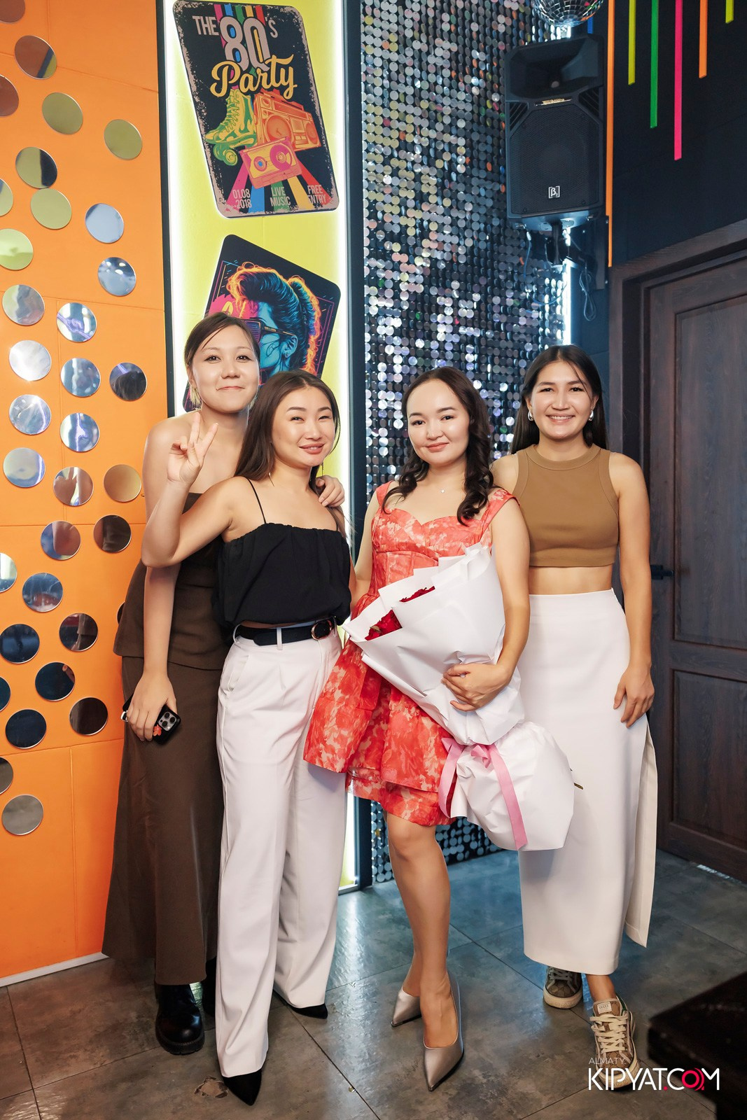 ЗАЯ, НА БИС. КИПЯТКОМ АЛМАТЫ!