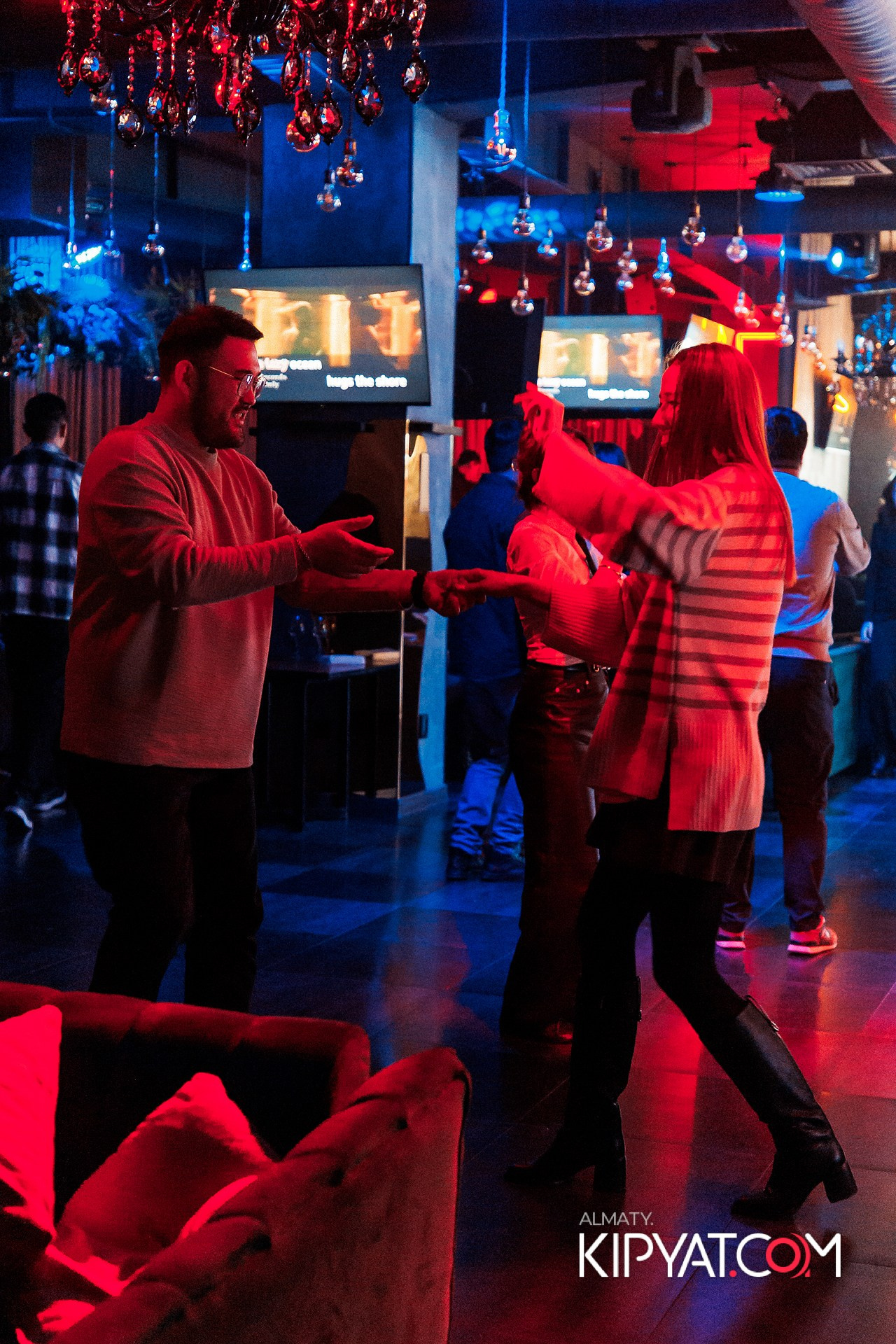 ДОРОГАЯ. Я НЕ ПИЛ. КИПЯТКОМ АЛМАТЫ! Фотосъемка мероприятий в Алматы