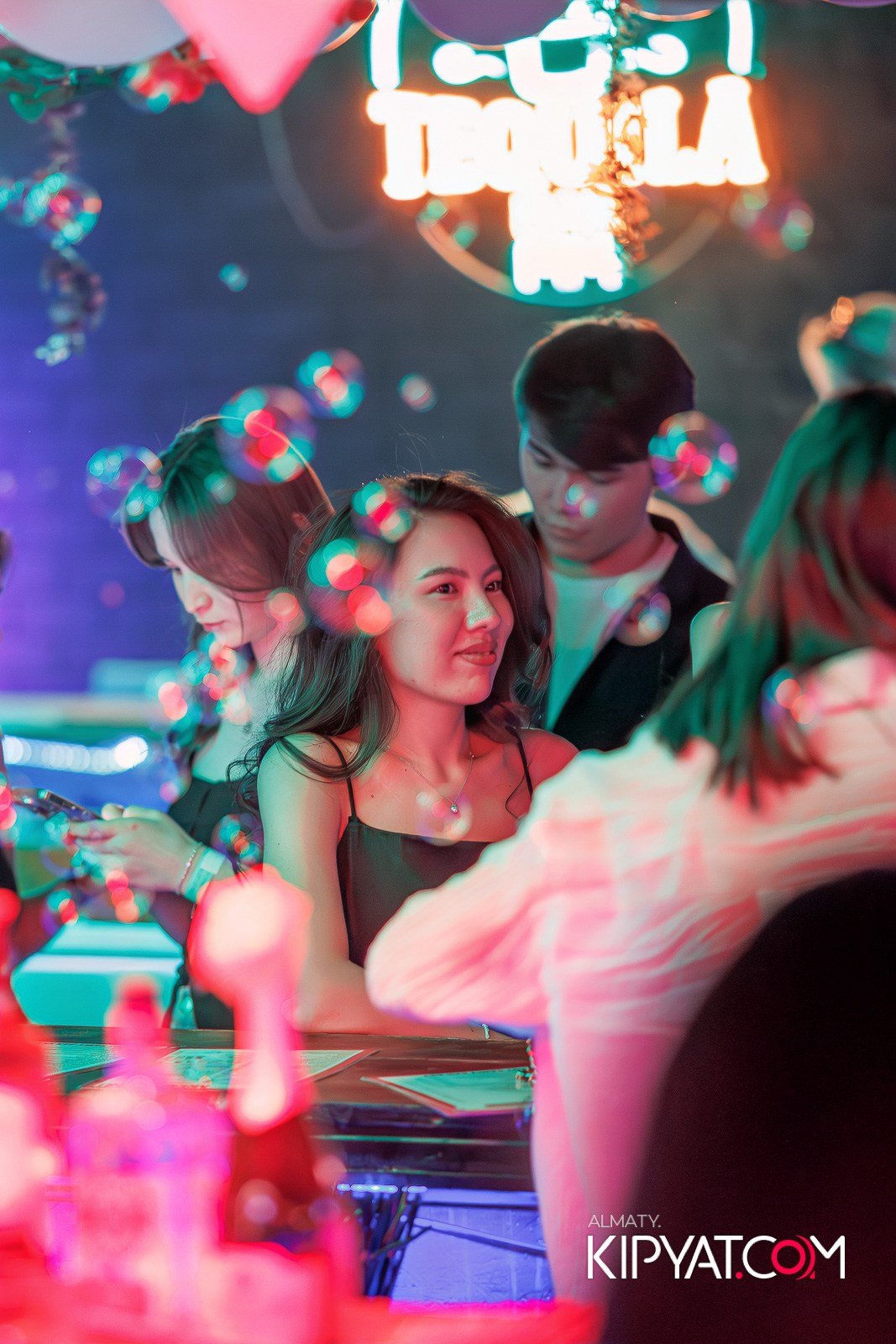 SKY BAR. КИПЯТКОМ АЛМАТЫ!