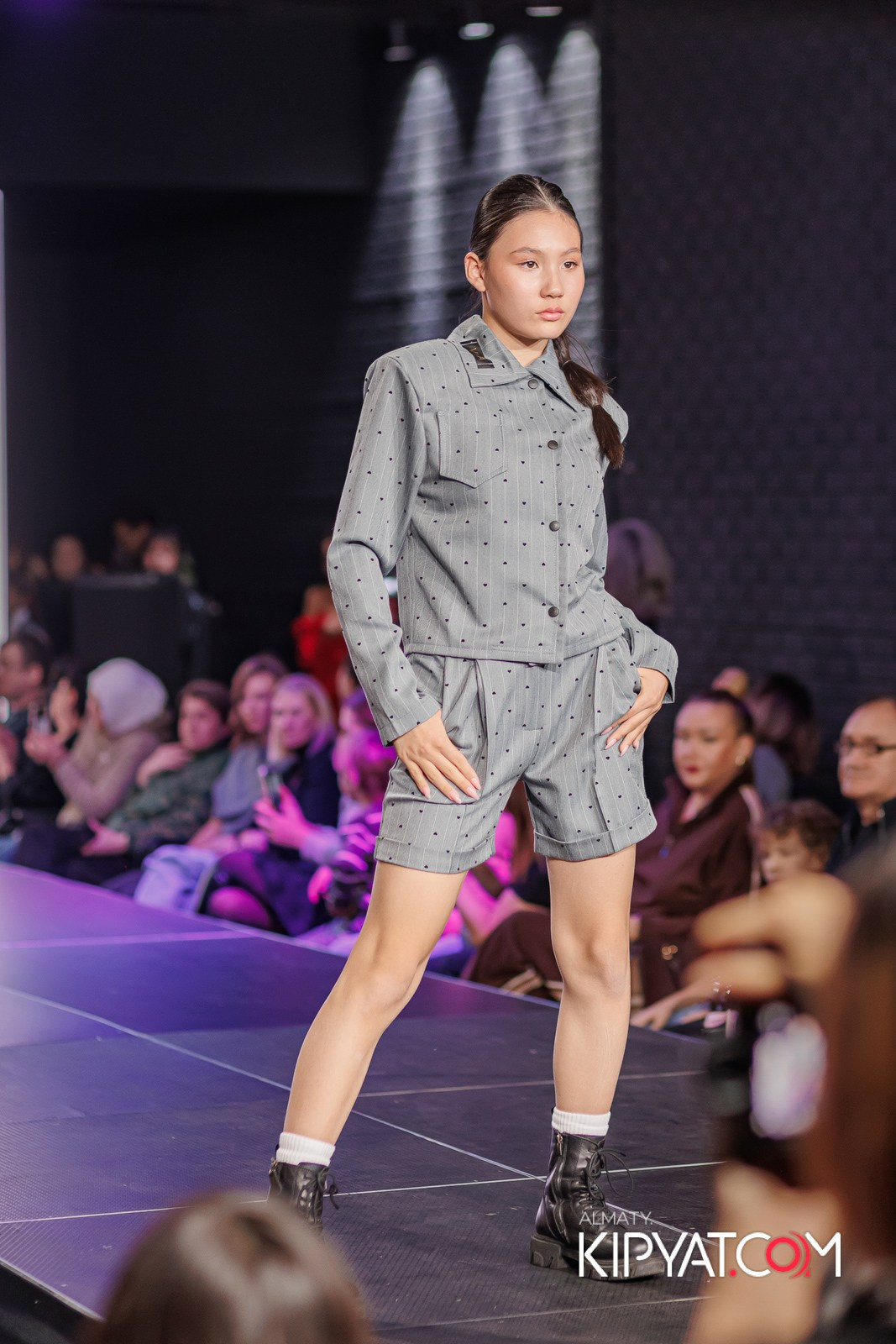 JUNIOR MODELS SHOW В РАМКАХ БЛАГОТВОРИТЕЛЬНОГО ПРОЕКТА МОДА ЗА СЧАСТЬЕ ДЕТЕЙ. КИПЯТКОМ АЛМАТЫ!