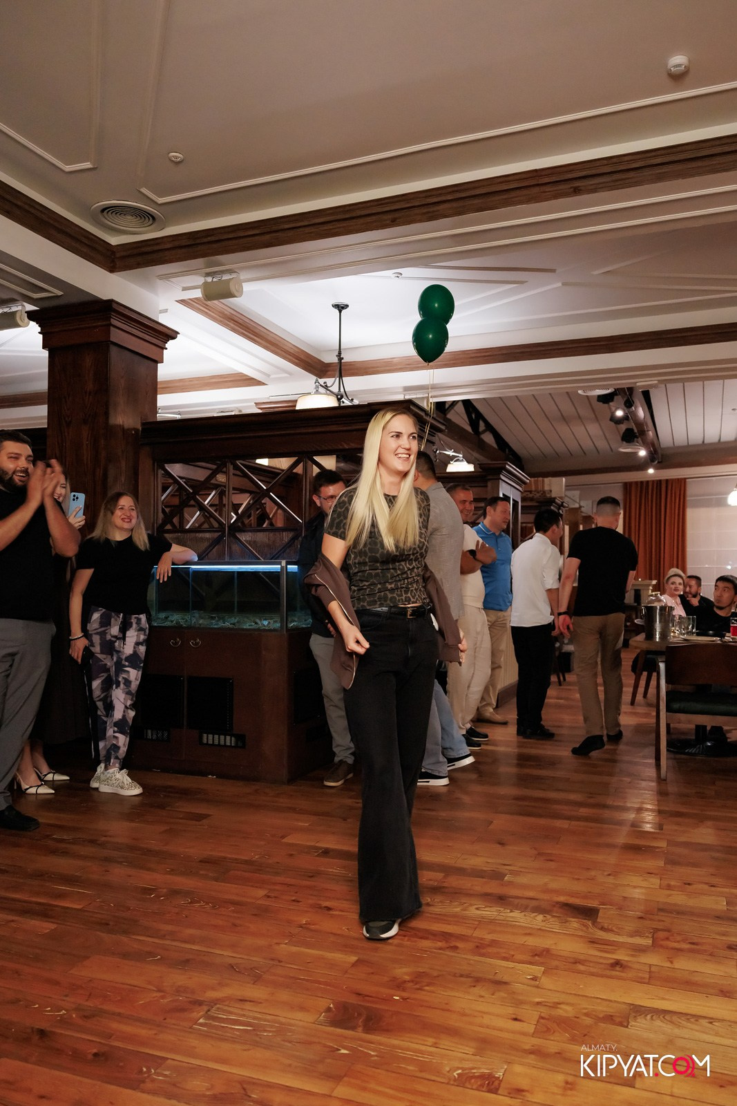 ДЕНЬ РОЖДЕНИЯ ЖИГУЛИ БАР — 1 ГОД. КИПЯТКОМ АЛМАТЫ!