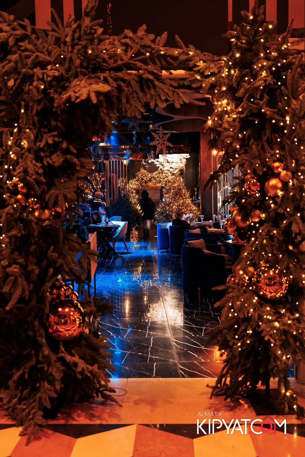 MOOD KARAOKE & TERRACE. КИПЯТКОМ АЛМАТЫ!