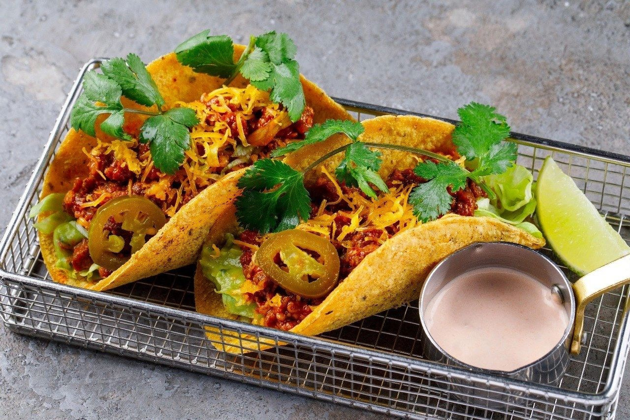 #Ресторан #«Ketch up». Фуд стилистика, отснимем рекламное фото или видео, услуги бренд шефа продакшн верстка меню Создание креативной концепции съемки — Создание