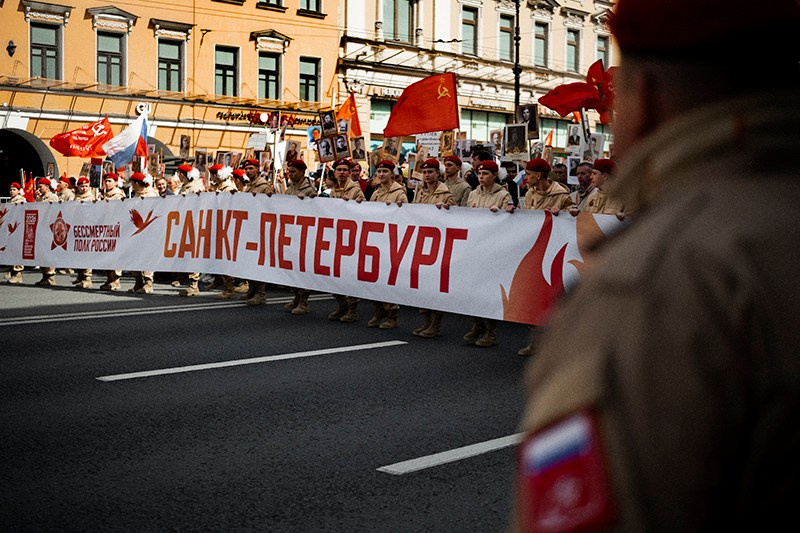 May 9, St. Petersburg. Photographer Kostya Jonaitis (streetphotography, BBC News, Fashion)