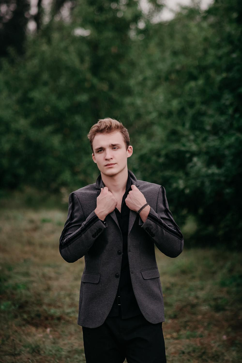 Артём. Съёмка в стиле фильма «Сумерки». Фотограф Регина Крикунова г. Красноярск