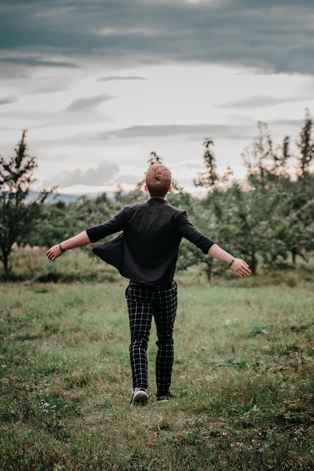 Артём. Съёмка в стиле фильма «Сумерки». Фотограф Регина Крикунова г. Красноярск