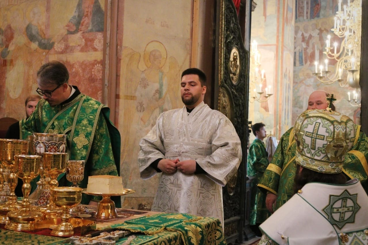 МИТРОПОЛИТ ИГНАТИЙ ПРИНЯЛ УЧАСТИЕ В ЛИТУРГИИ В ВОЛОГДЕ. Саратовское Северо-Западное благочиние