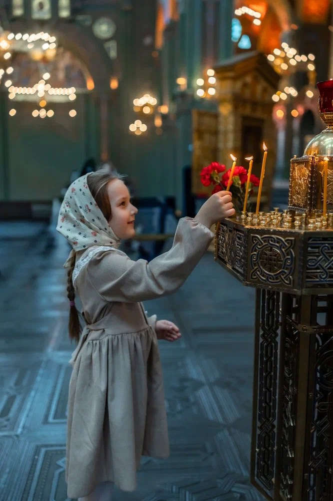 Съемка семьи в Соборе Воскресения Христова. Семейный фотограф и фотограф на Крещение, Венчание в Москве и Подмосковье Людмила Клюева