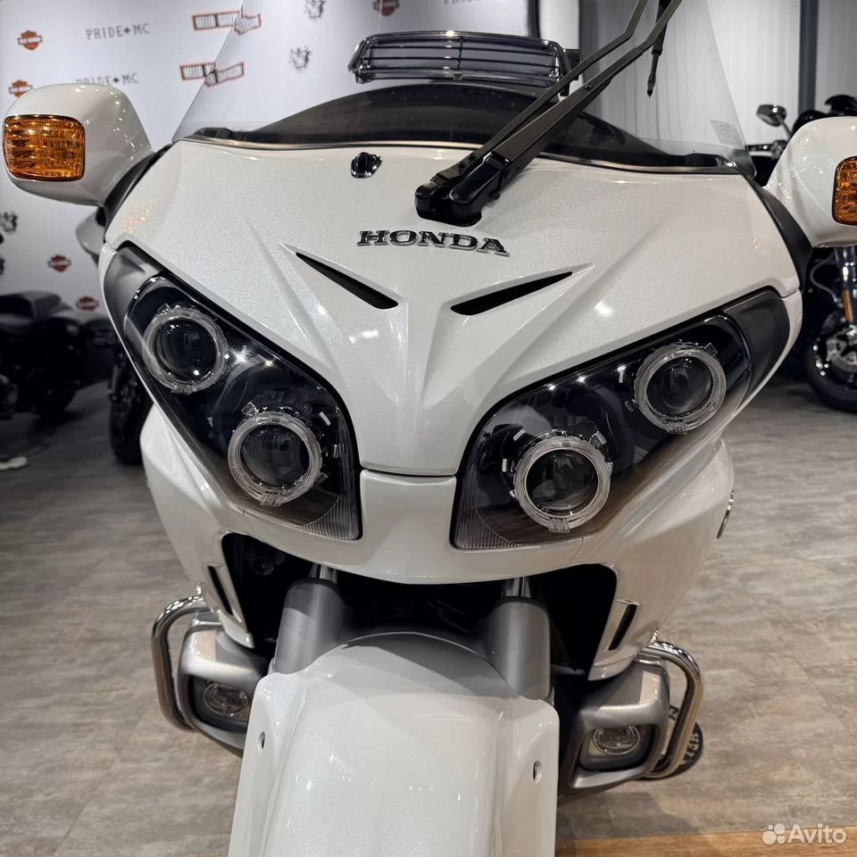 2017 honda Goldwing (White Pearl). Hello Davidson, Москва. Только хорошие мотоциклы…