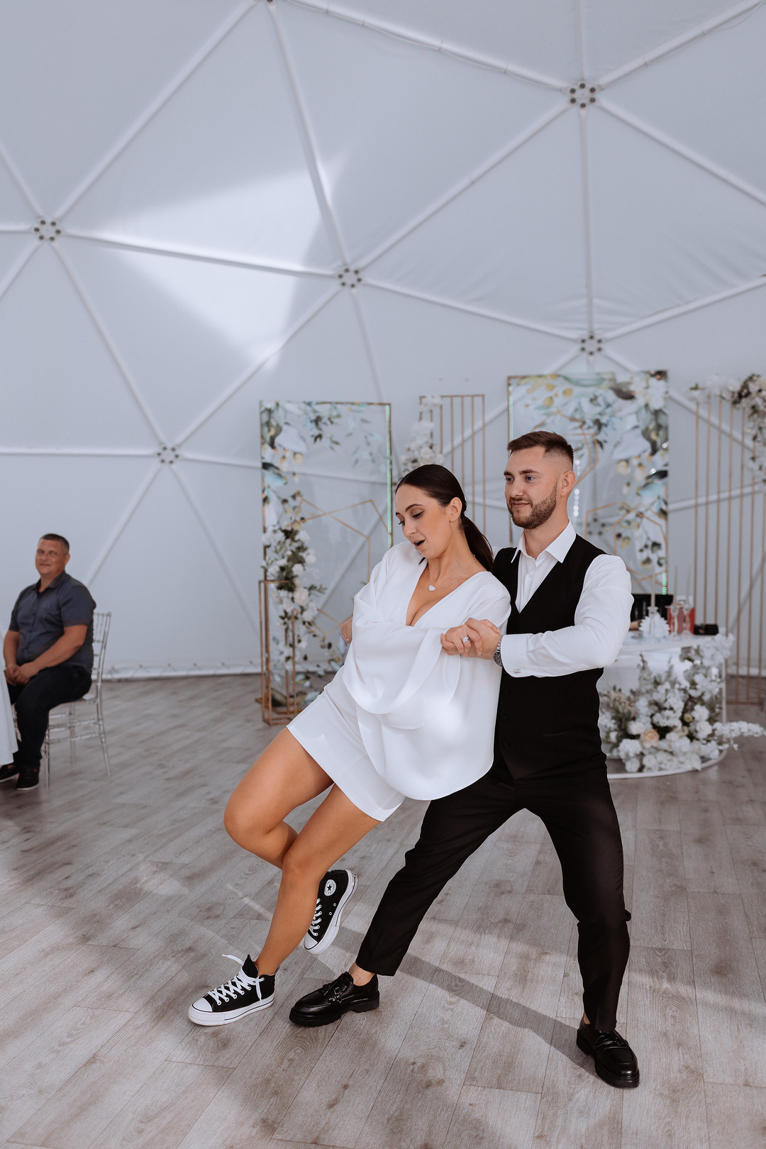  История любви в фотографиях выездной регистрации