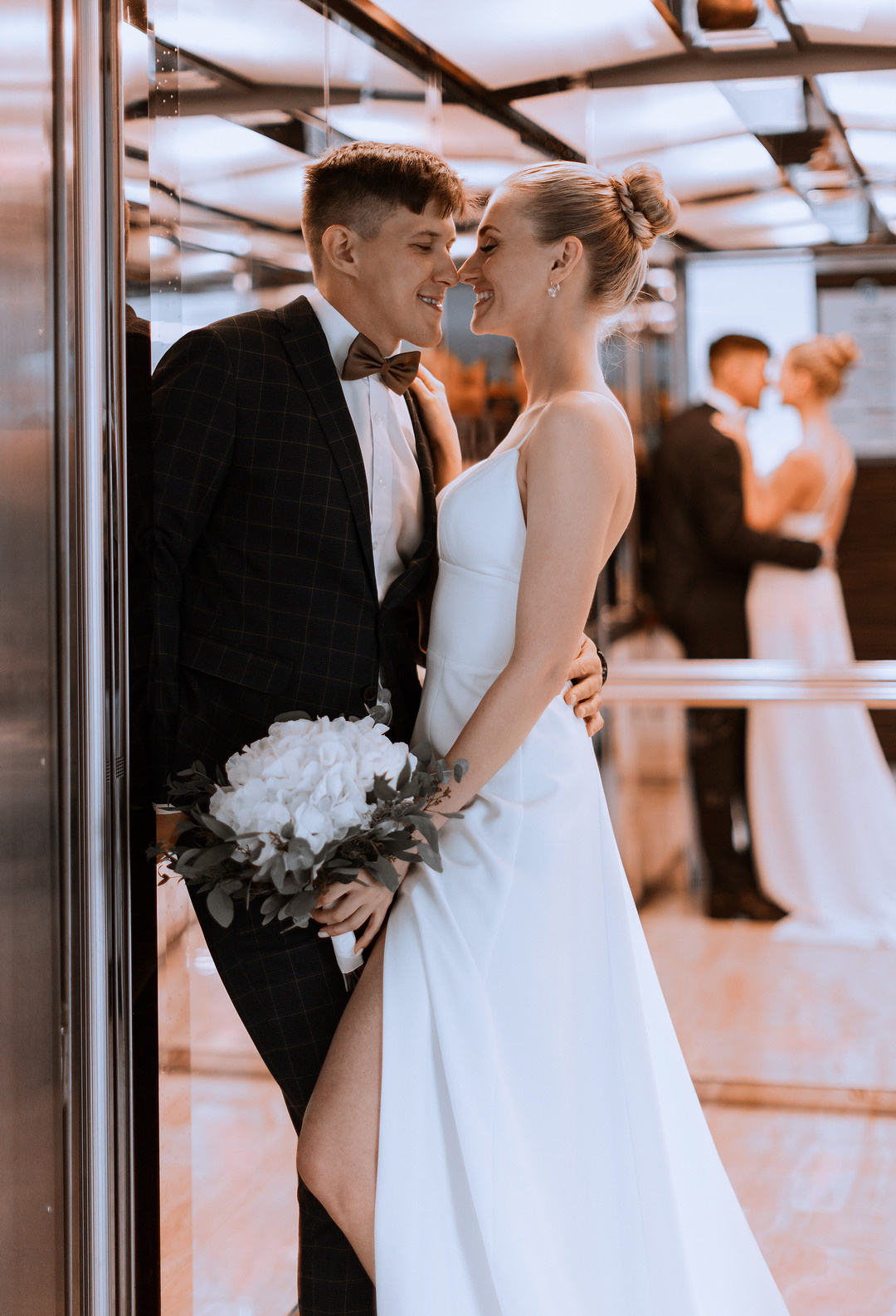  Свадебная фотосессия с гортензиями и пионами  