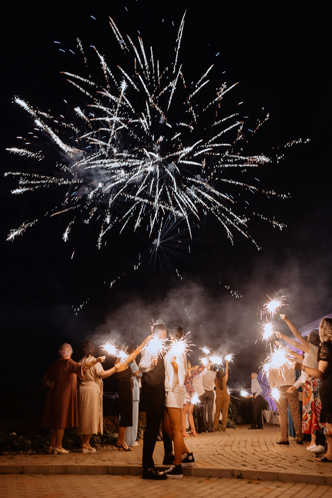  Влюбленные в парке Толбухина