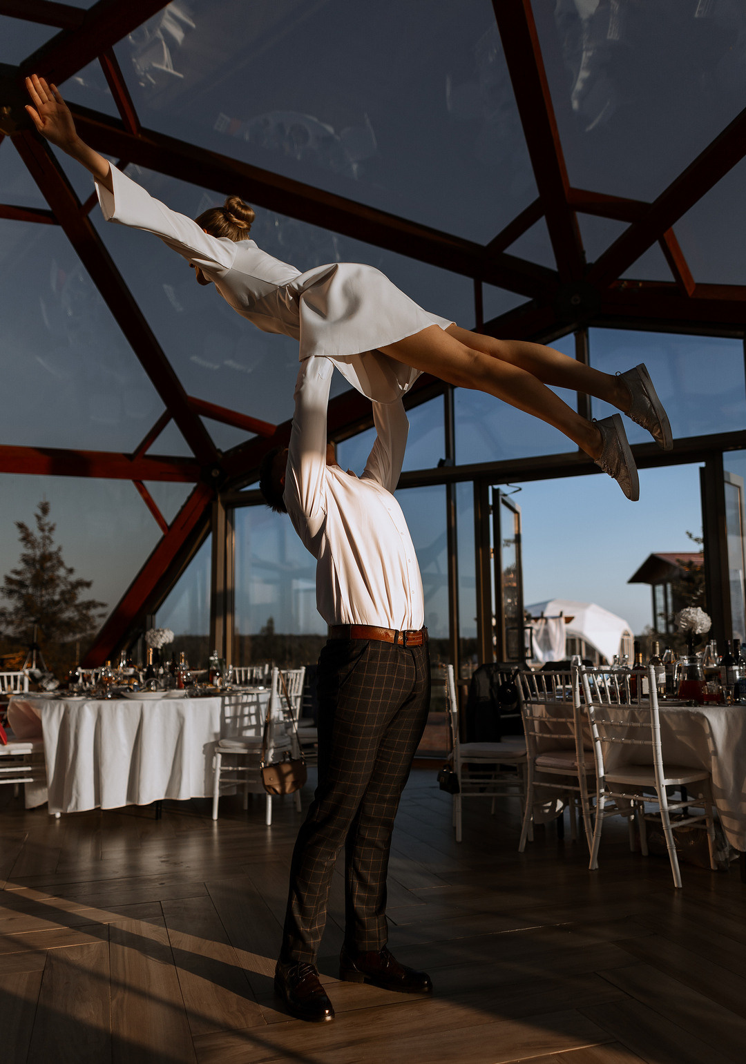  Торжественный банкет для новобрачных