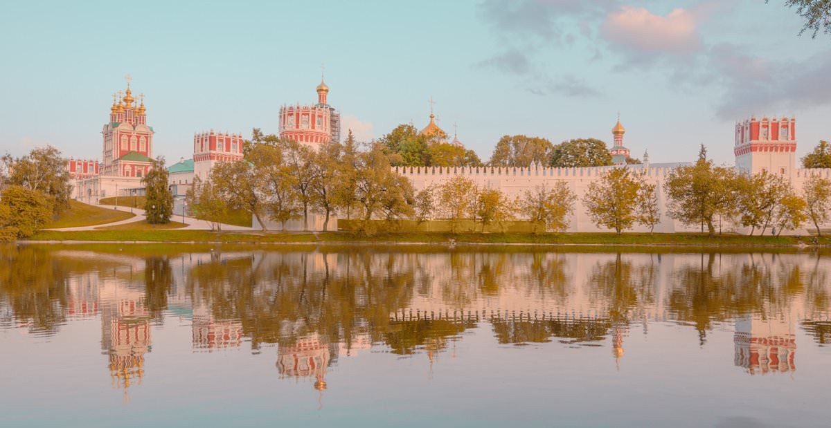 City Dreaming — personal project of photographer Vadim Sherbakov. Vadim Sherbakov Portfolio