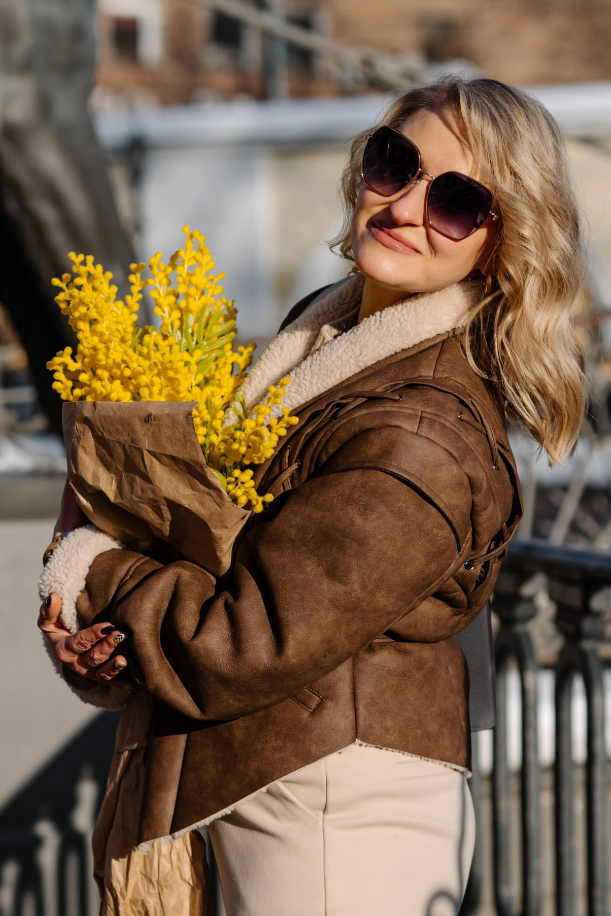 Весна. Прогулка с цветами. Свадебный и семейный фотограф в Санкт-Петербурге Елена Худякова