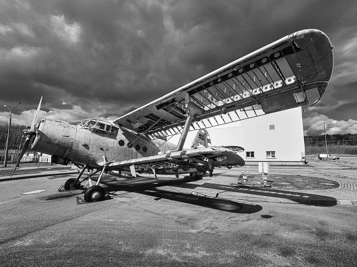 Минск. Фотограф Антон Швец — Монохромная реальность