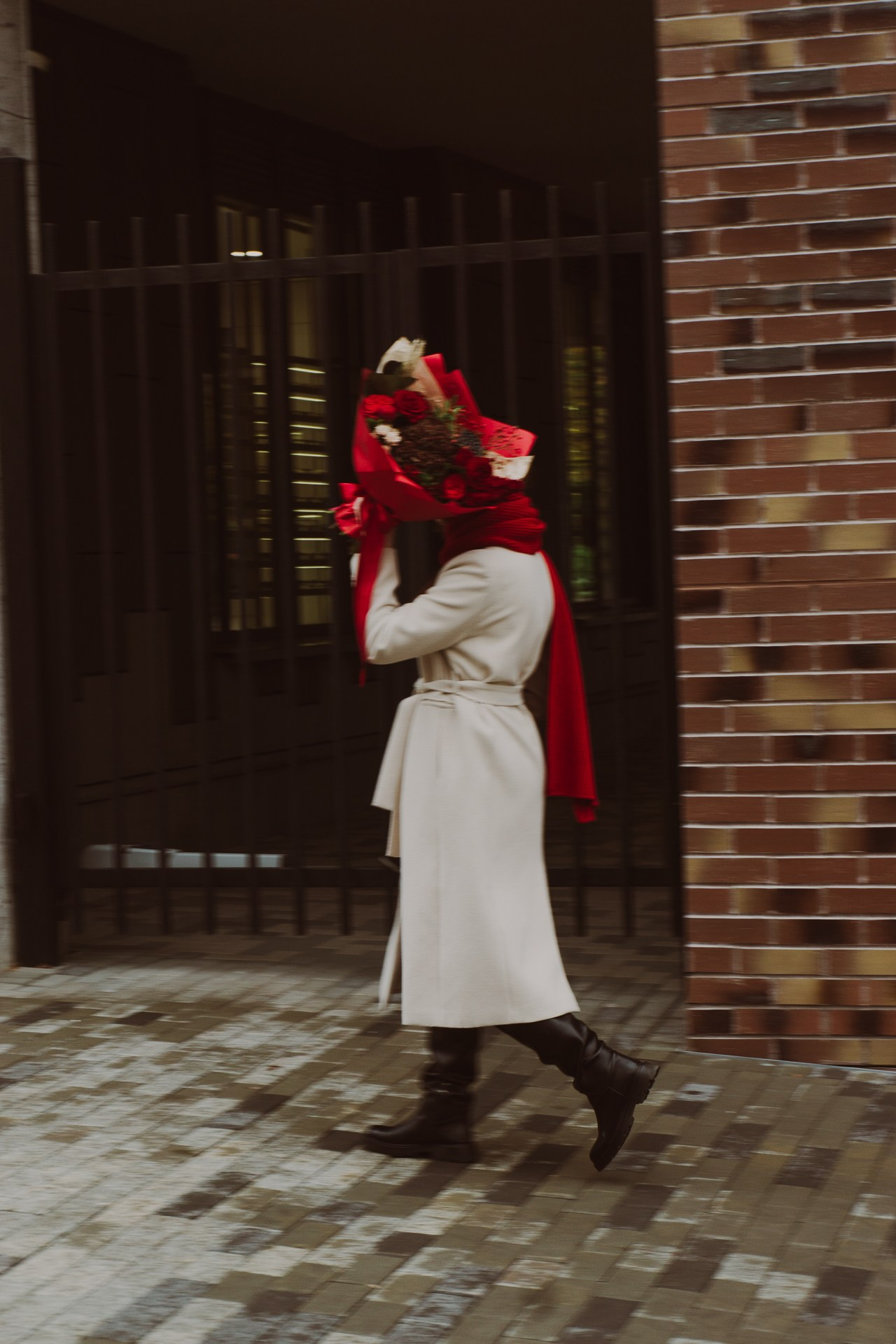 Полина для «Цветочной лавки». Фотограф в Екатеринбурге Яна Круташова