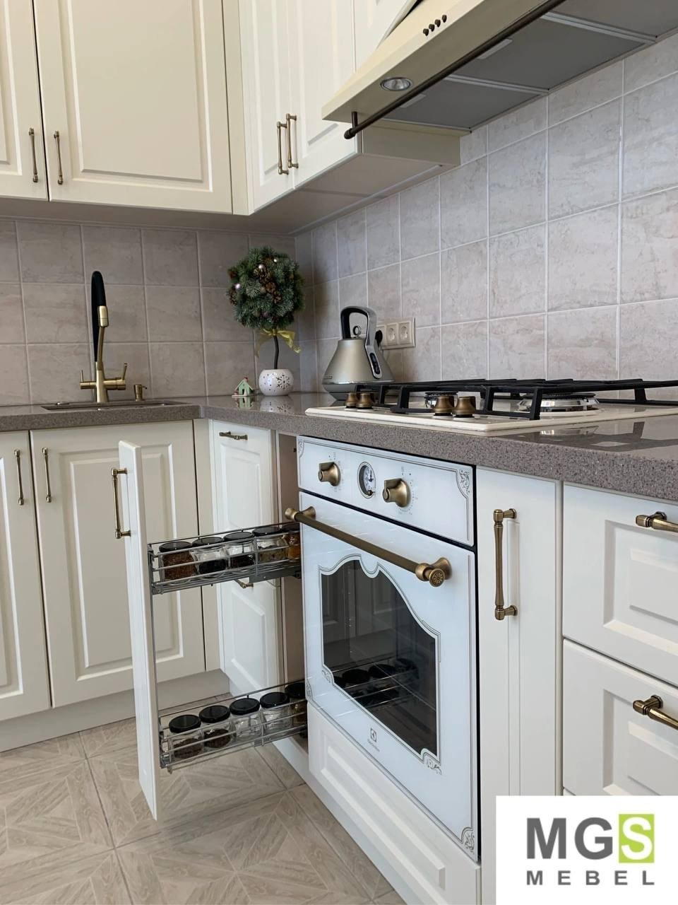 Кухонные шкафы под заказ в Ростове