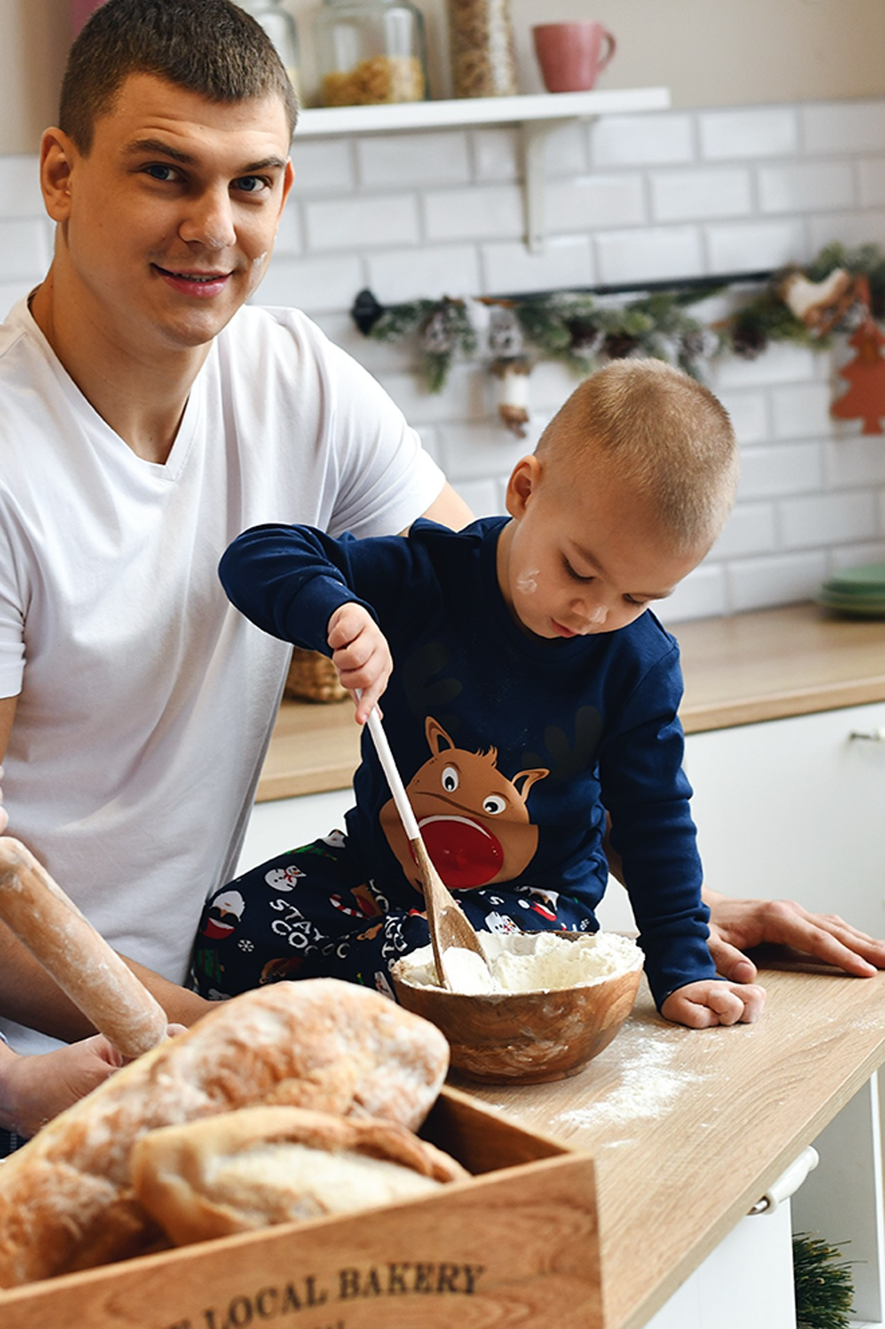 Уютное утро одной красивой семьи. Студия Фотомания. Портретный и контент фотограф в Воронеже Елена Николайчик