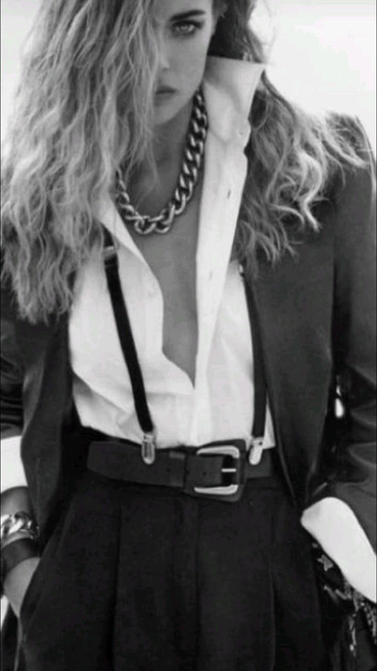 ЧЕРНО-БЕЛЫЙ ПОРТРЕТ