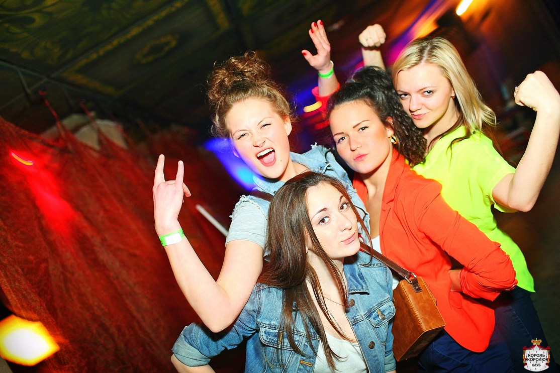 Портфолио фотографа на съемку выпускных. Свадебный и репортажный фотограф в Ярославле и Санкт-Петербурге Роман Микрюков