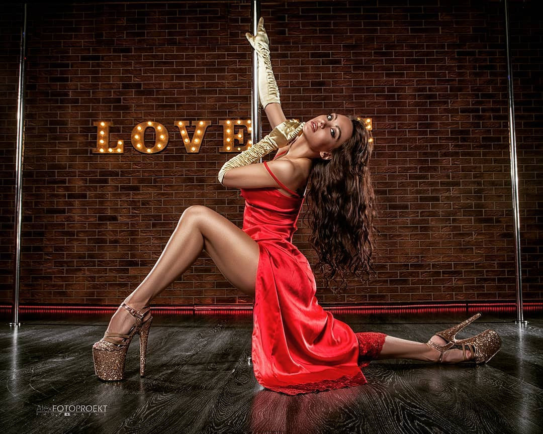 Pole Dance Photo. Fitness, PoleDance и Nude-art фотограф в Новосибирске Александр Коркин