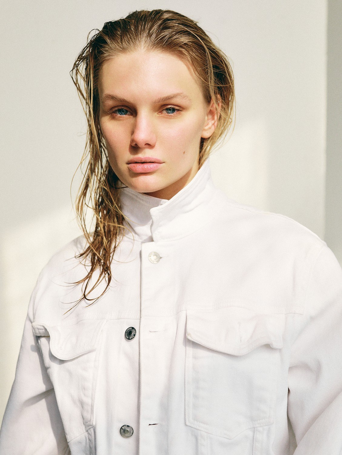 София, 40-42 р-р, 173 см рост. KED Production — продакшн из СПб. Создаём фото, видео и контент, который помогает брендам и селлерам продавать больше