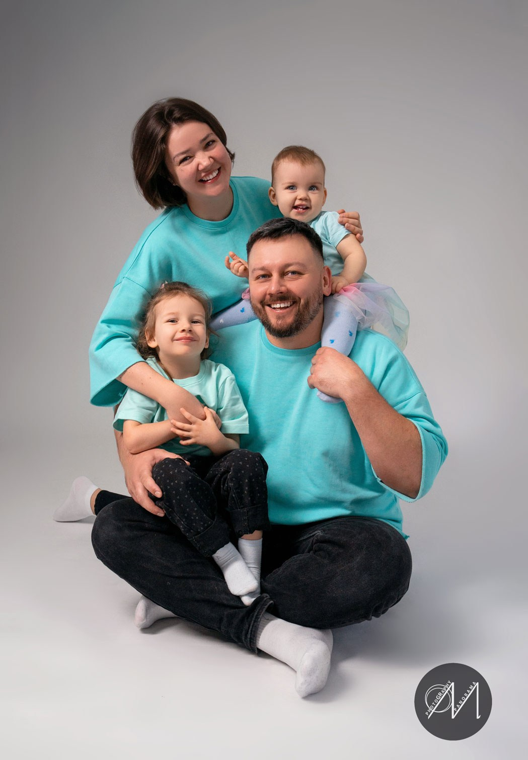 Павел, Ольга, Аня и Лия. Фотограф в Климовске, Подольске, Чехове и Москве Ирина Любочкина