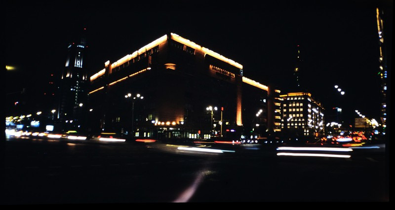 Слайдовые снимки Тверской улицы. Рекламный и коммерческий фотограф | Георгий Романов