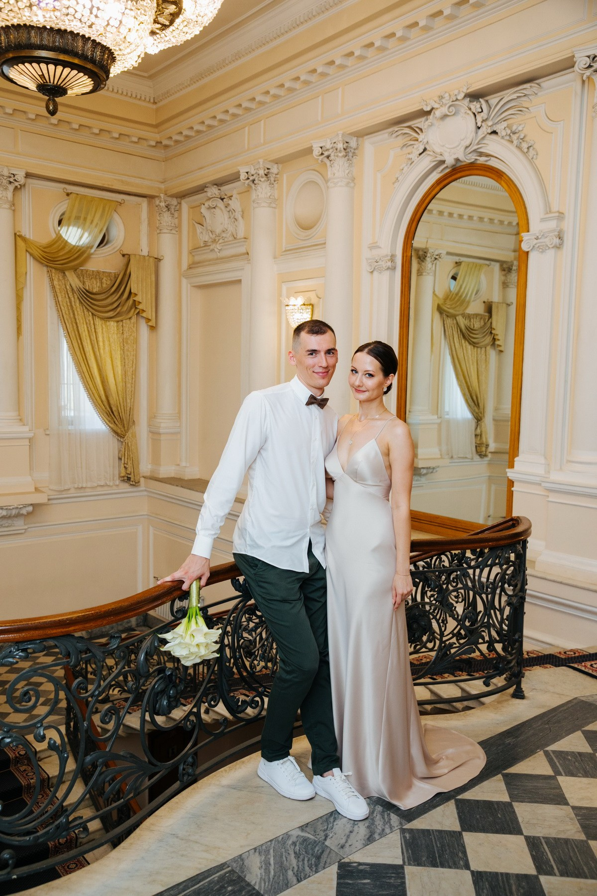 свадебная церемония, свадебный день, свадебное платье, свадебный банкет, свадебный фотограф, свадебная флористика, свадебный торт, свадебные традиции, свадебный декор, свадебная музыка, свадьба в стиле, свадебный салон, свадебные аксессуары, свадебный тост, свадебный ритуал, свадебные украшения, свадебный персонал.