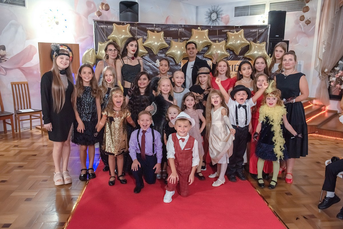 HAPPYkids дефиле санаторий Октябрьский. Семейный и коммерческий фотограф в Сочи Александр Бодунов