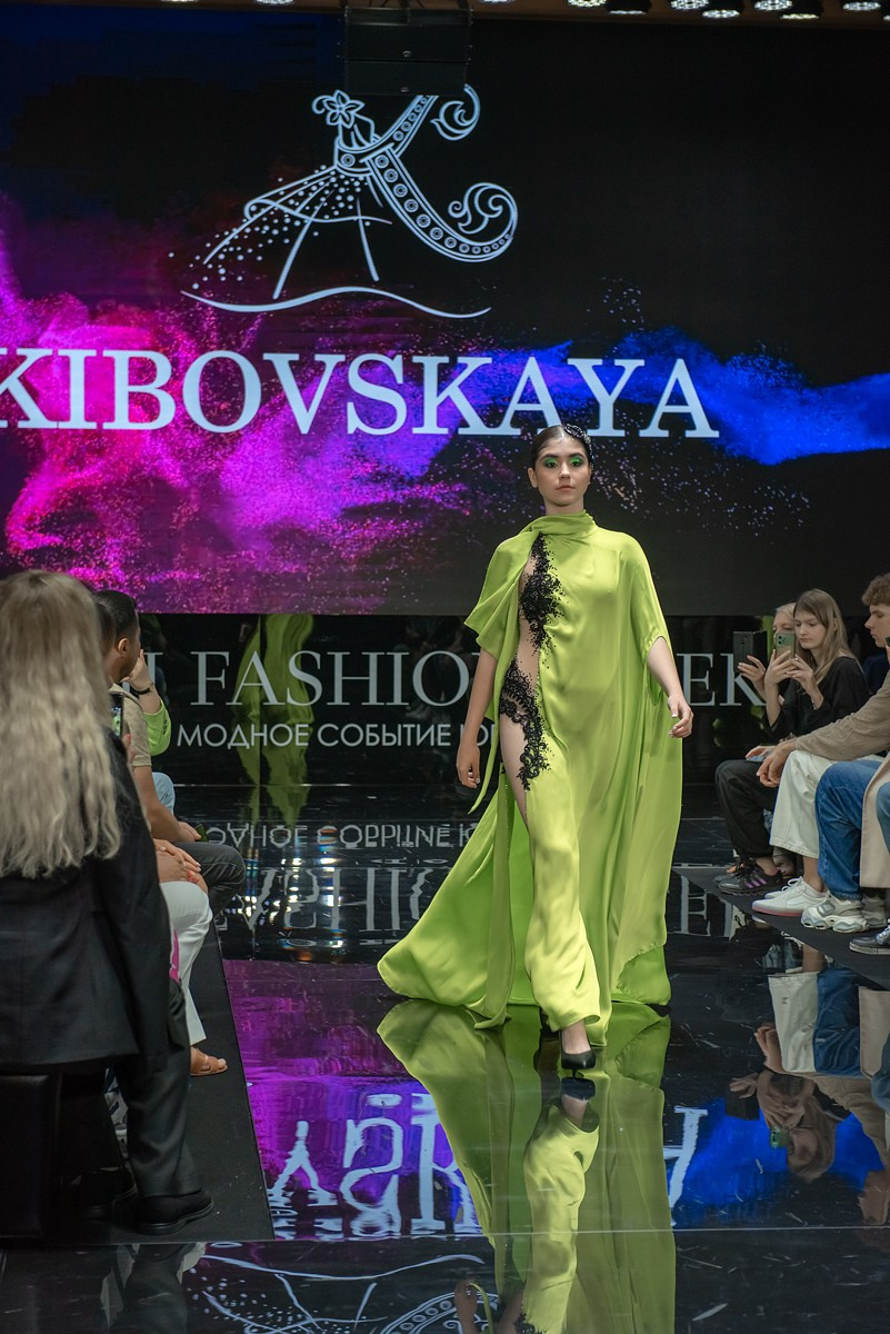 SochiFashionWeek2024 дизайнер Кибовская. Семейный и коммерческий фотограф в Сочи Александр Бодунов