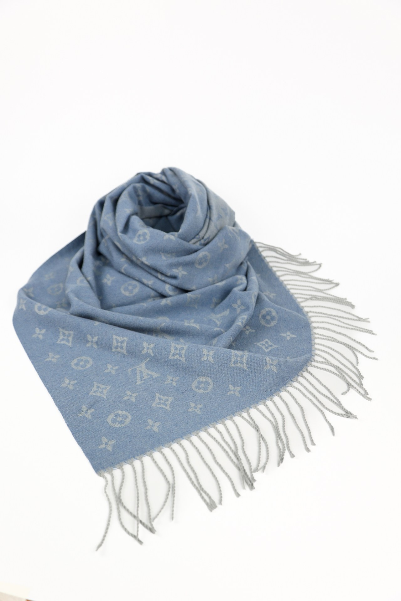 Шарфы. Свадебный и репортажный фотограф в Москве и Московской области