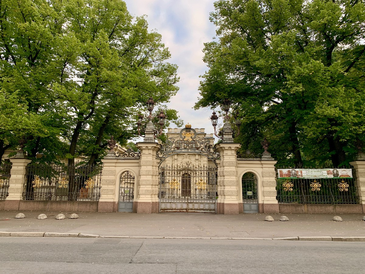 Уличные локации Петербурга. Фотограф в Санкт-Петербурге Гранкина Мария