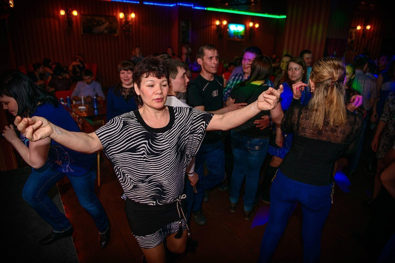 Клубные грезы. Свадебный фотограф на Урале Виктор Соколов