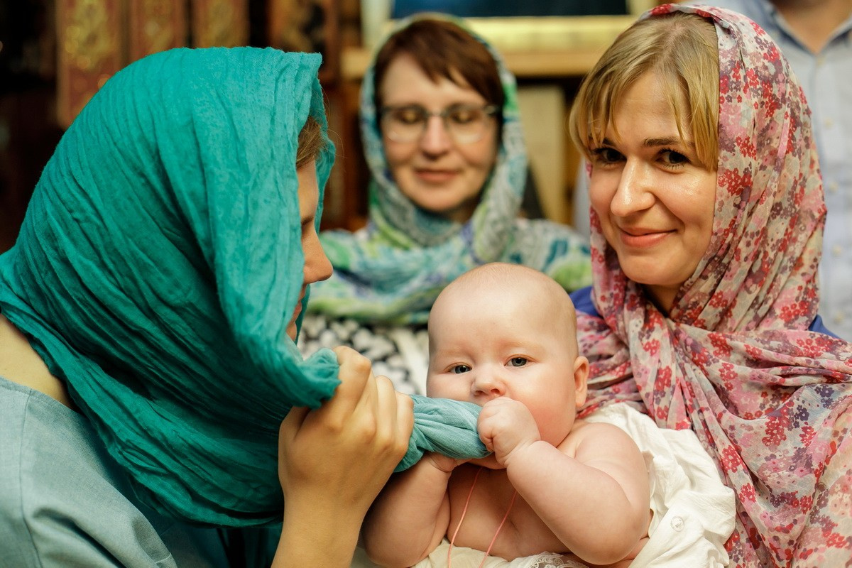 Крещение Храм всех Русских святых. п.Сосново. Фотограф на крещение в Санкт Петербурге