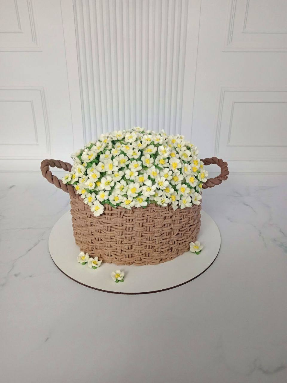 Работы учениц. Аникина Юлия / Кремовая флористика в корейской технике