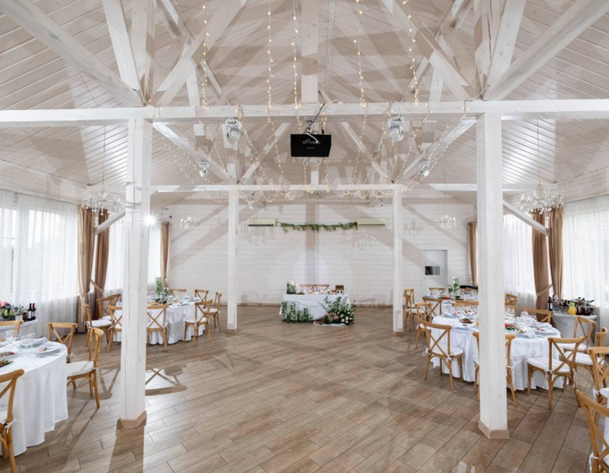 Площадка № 2-14. Свадебный организатор Москва