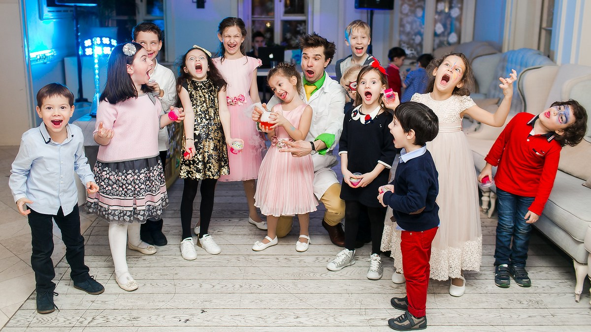 Фотосъемка детского Дня рождения Элизы. Репортажный фотограф Борис Геер