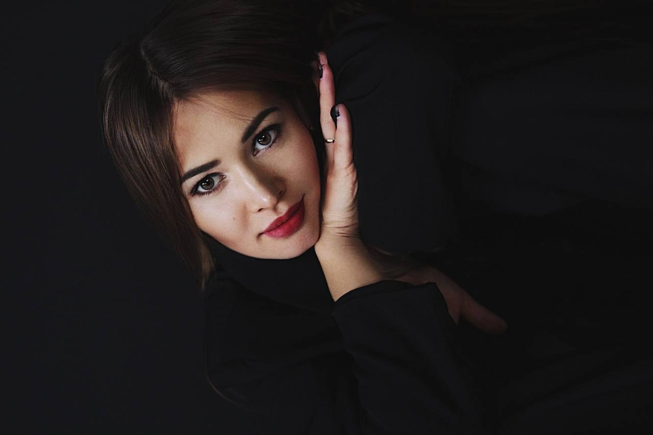 Индира. Студийная съемка. Фотограф Пирумян Анна. г. Сургут, г. Воронеж