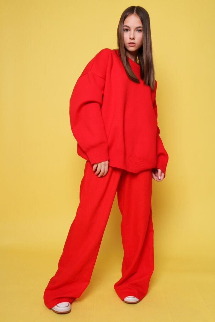 Александра Байбакова. Съёмка одежды для маркетплейсов и брендов Morozova Production