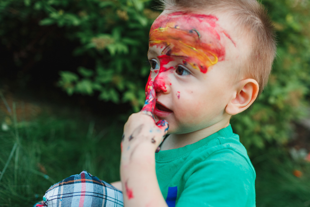 Семейная фотосессия двух братьев на даче. Фотограф в Москве Татьяна Байкова