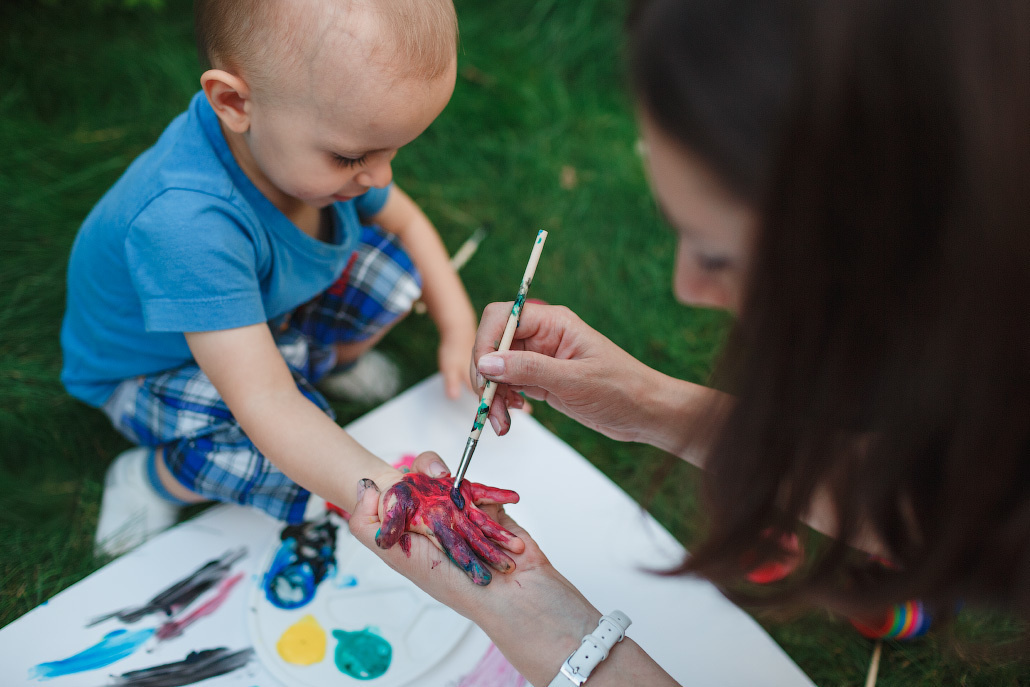 Семейная фотосессия двух братьев на даче. Фотограф в Москве Татьяна Байкова