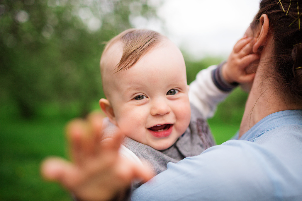 Весенняя фотосессия в яблоневом саду. Фотограф в Москве Татьяна Байкова