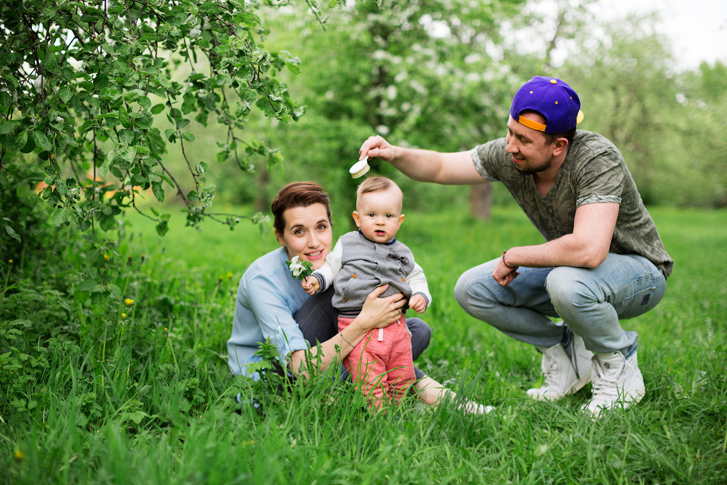 Весенняя фотосессия в яблоневом саду. Фотограф в Москве Татьяна Байкова