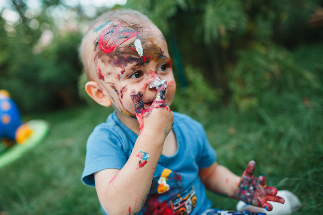 Семейная фотосессия двух братьев на даче. Фотограф в Москве Татьяна Байкова