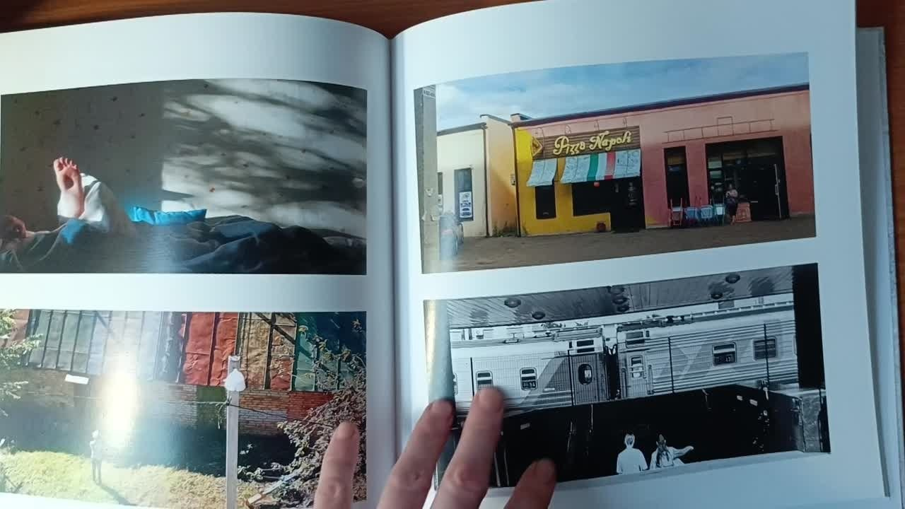 ВОКРУГ. Photographer Anna Arzamastseva