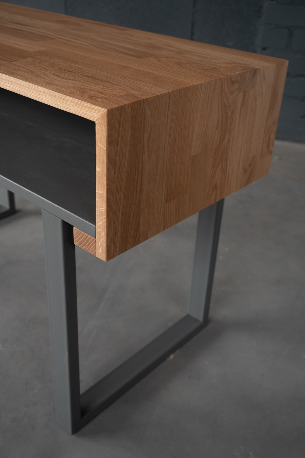 Стеллажи и консоли. Klauzevits Workshop