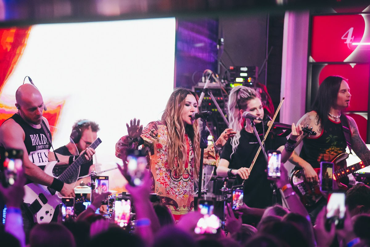 Концерт LINDA в РУКИ ВВЕРХ БАР в Ростове-на-Дону