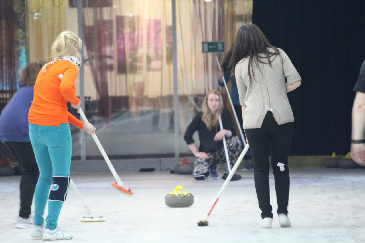 Кёрлинг | 10.04.2016. Галерея Фантим